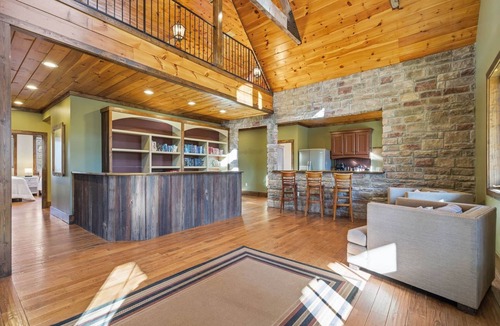 Dawsonville House | The Lodge @ Eden's Ridge