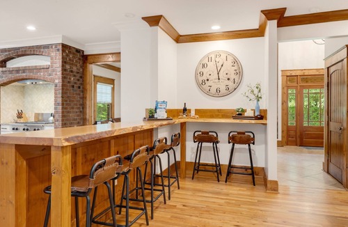Skyland House | The Lodge · Game Room, Hot Tub, Fire Pit, Gym