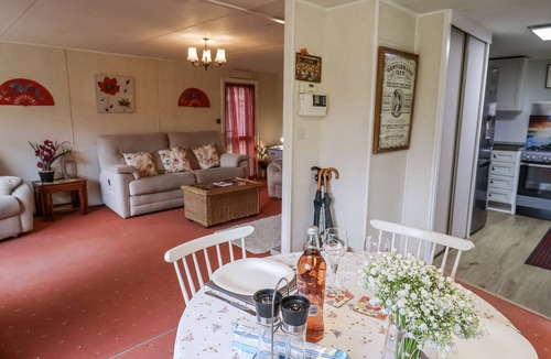 Attleborough Cottage | The Lodge