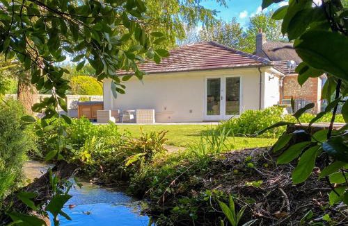 Dorchester House | The Lodge