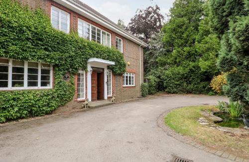 Grantham House | The Lodge