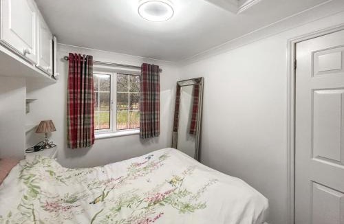 Norwood Hill House | The Lodge