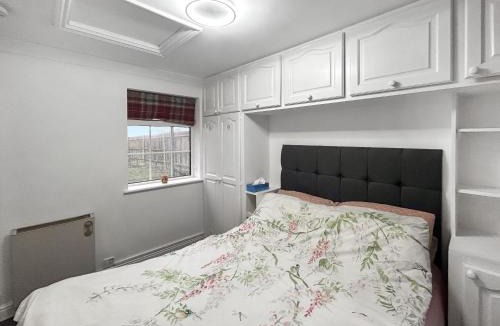 Norwood Hill House | The Lodge