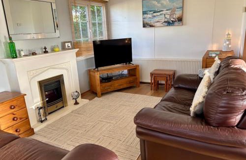 Dinas Cross House | The Lodge