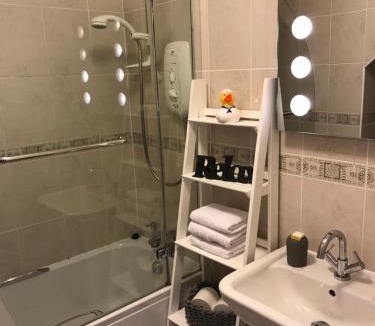 Almondbank Apartment | The Lodge