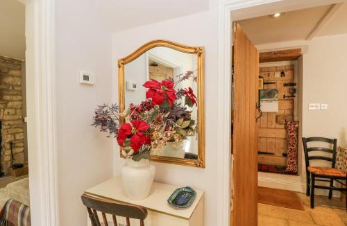 Coln St Aldwyns House | The Lodge