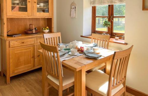 Thakeham House | The Lodge