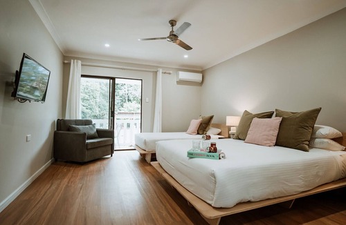 Jamberoo Hotel | The Lodge Jamberoo