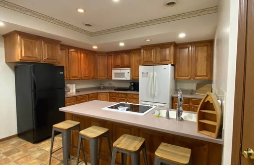 Warsaw House | The Lodge - Large Rental