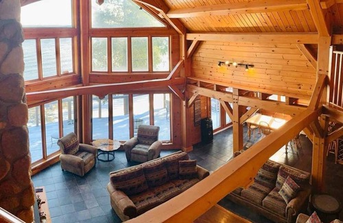 Kagawong House | The Lodge on Serendipity