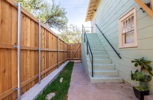 Tech Terrace Apartment | The Loft - 1BR/1BA - Close to TTU