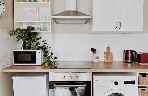 Pontcanna Apartment | The Loft | 2BR Duplex | Central+Parking