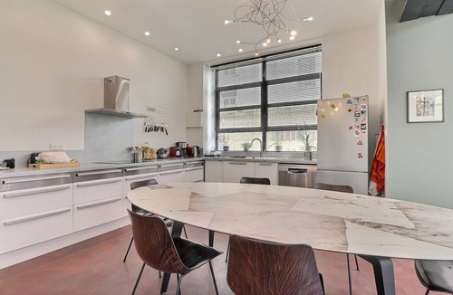 Lyon City Centre Apartment | The Loft – A bright studio with a distinctive design