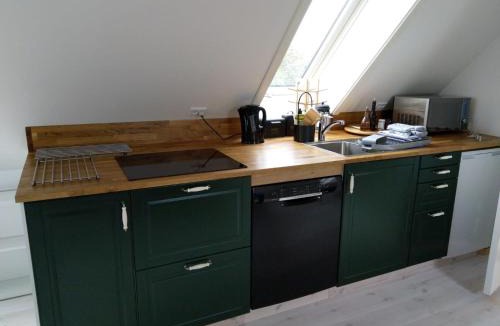 Arnager House | The 'Loft' Apartment- "Den Gule Svane" Guest House - near Rønne & Beach