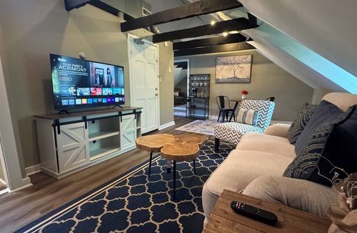 Downtown Apartment | The Loft at East Patrick