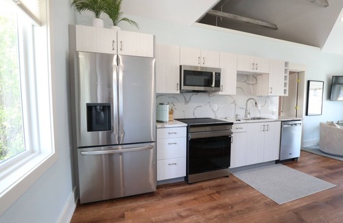 Frankenmuth Apartment | The Loft at Rapunzels - The Best Location in Frankenmuth