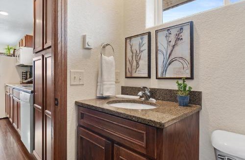 Sturgis Hotel | The Loft at Raz Hideaway