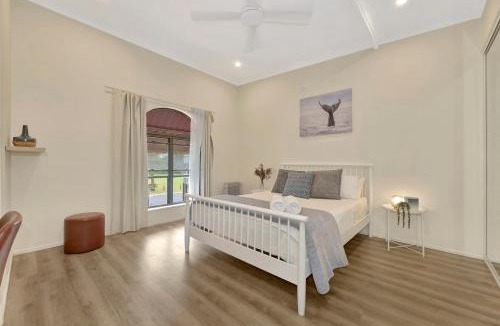 Scotts Head Apartment | The Loft at Scotts