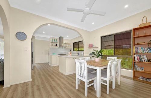 Scotts Head Apartment | The Loft at Scotts