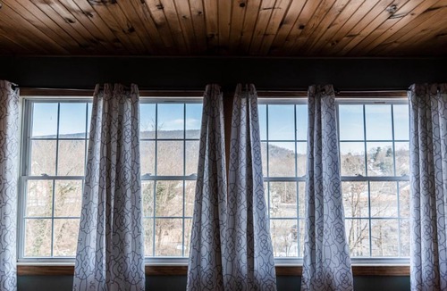 Bolivar Apartment | The Loft at the Barn