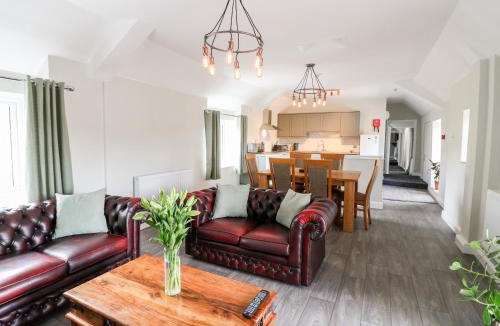 Ashover House | The Loft at The George