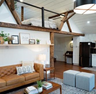 Myerstown Ski Chalet | The Loft at Woodhaven Hideaway