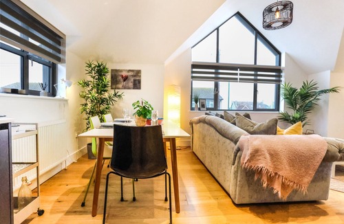 Wittering Apartment | The Loft - Bracklesham Bay