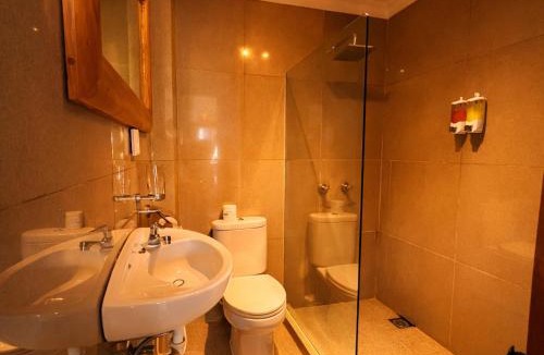 Labuan Bajo Hotel | The Loft by Smoke House - Central Stay - Stairs Access