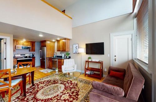 Joseph Hotel | The Loft Downtown