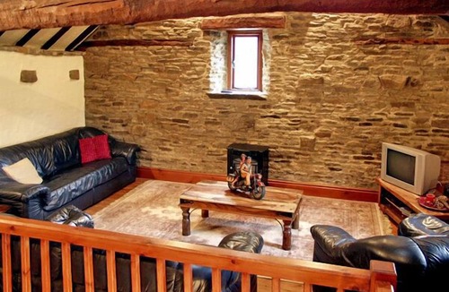 Beeley Cottage | The Loft