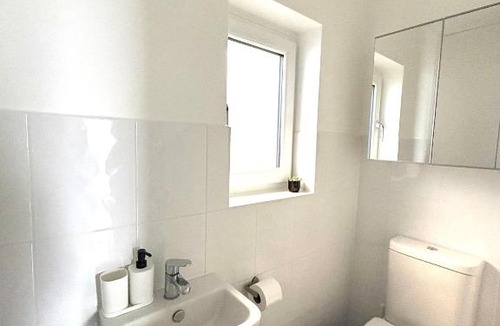 South Leigh Apartment | The Loft