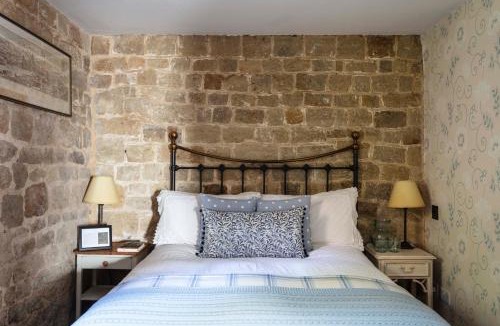 Haslemere Apartment | The Loft