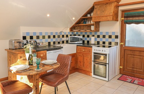 Hope Valley Apartment | THE LOFT in Bradwell