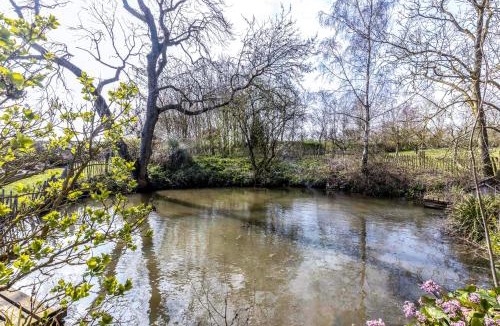 Kelmarsh House | The Loft : Luxury Countryside Retreat for Family & Friends