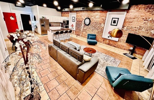 Gadsden Apartment | The Loft On Broad - Gadsden’s First Downtown Loft