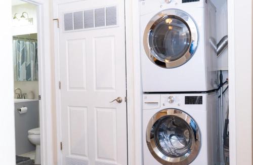 Carpentersville House | The Loft on Lake Marian