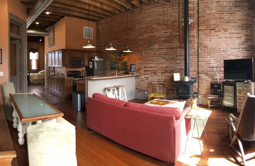 Petersburg Apartment | The Loft on the Square