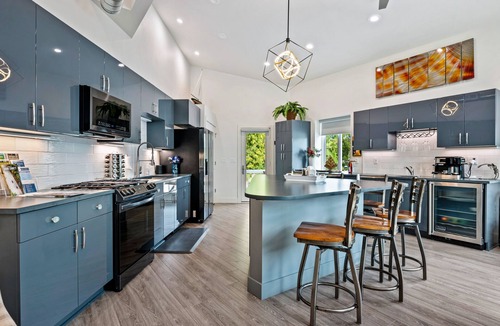 Egg Harbor Apartment | The Loft – Pet-Friendly Egg Harbor Rental