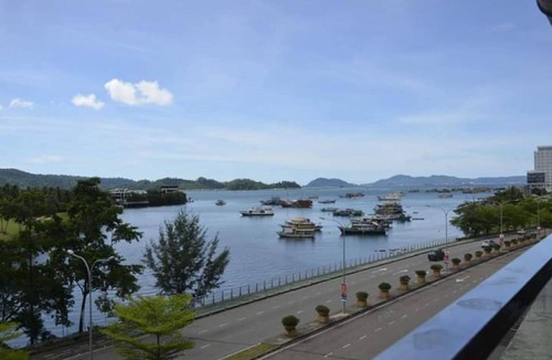 Downtown Kota Kinabalu Apartment | The Loft Residences Loft E