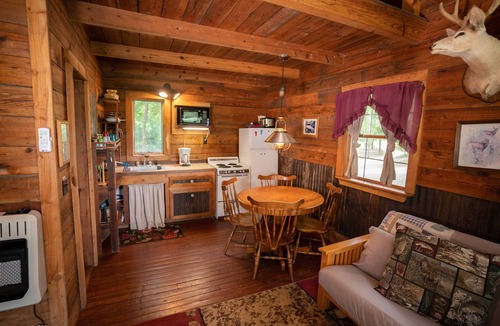 Buffalo City Cabin | The Loft - Rileys Outfitter