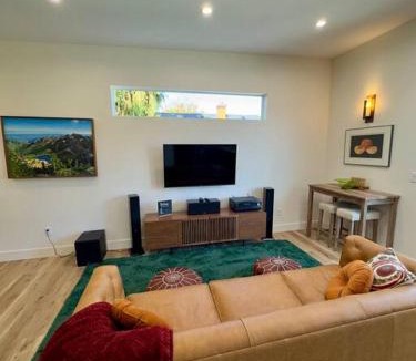 South Central House | The Loft