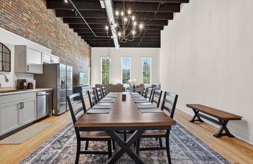 Fayetteville Apartment | THE LOFTS | Courthouse + Balcony