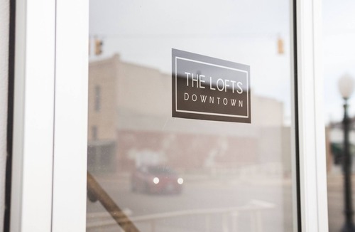 Claude Apartment | The Lofts Downtown: Studio C, Beautiful Modern Studio Loft in Downtown Claude