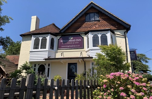 Rye Foreign Apartment | The Log Cabin 2 - Courtyard View