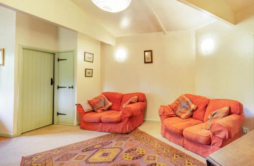Honiton House | The Log Cabin