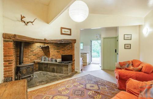 Honiton House | The Log Cabin