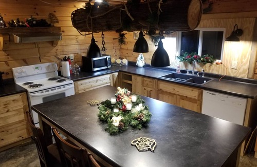 Claxton House | The Log Cabin on the Canoochee River