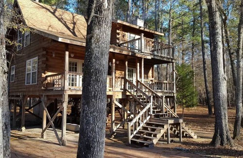 Claxton House | The Log Cabin on the Canoochee River