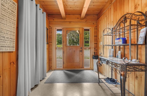 Sainte-Marie Ski Chalet | The log house