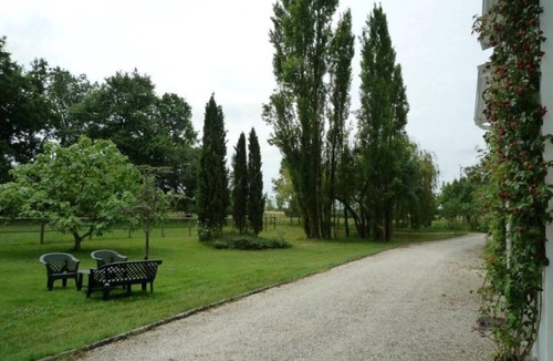 Jau-Dignac-et-Loirac House | The Logis de la Mellerie
